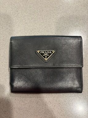 AUTHENTIC Prada Black Saffiano Tri-Fold Wallet with Gold Logo
